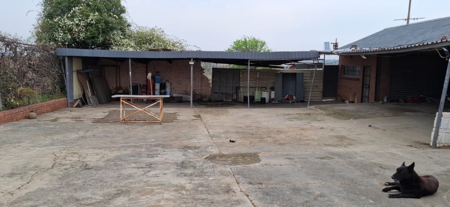 6 Bedroom Property for Sale in Rodenbeck Free State